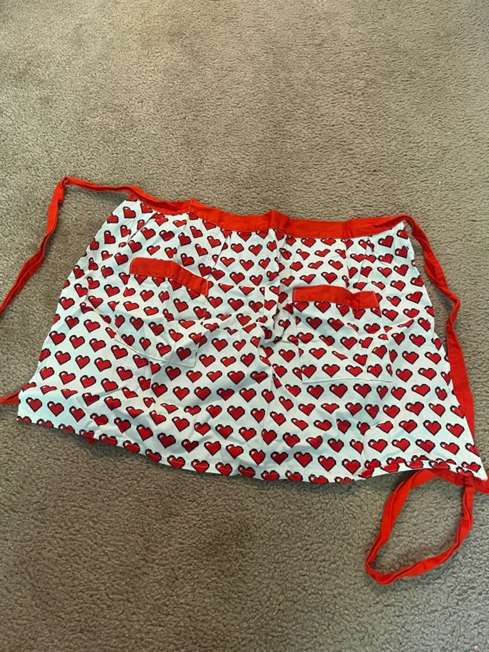 Wilton RO Valentines Apron